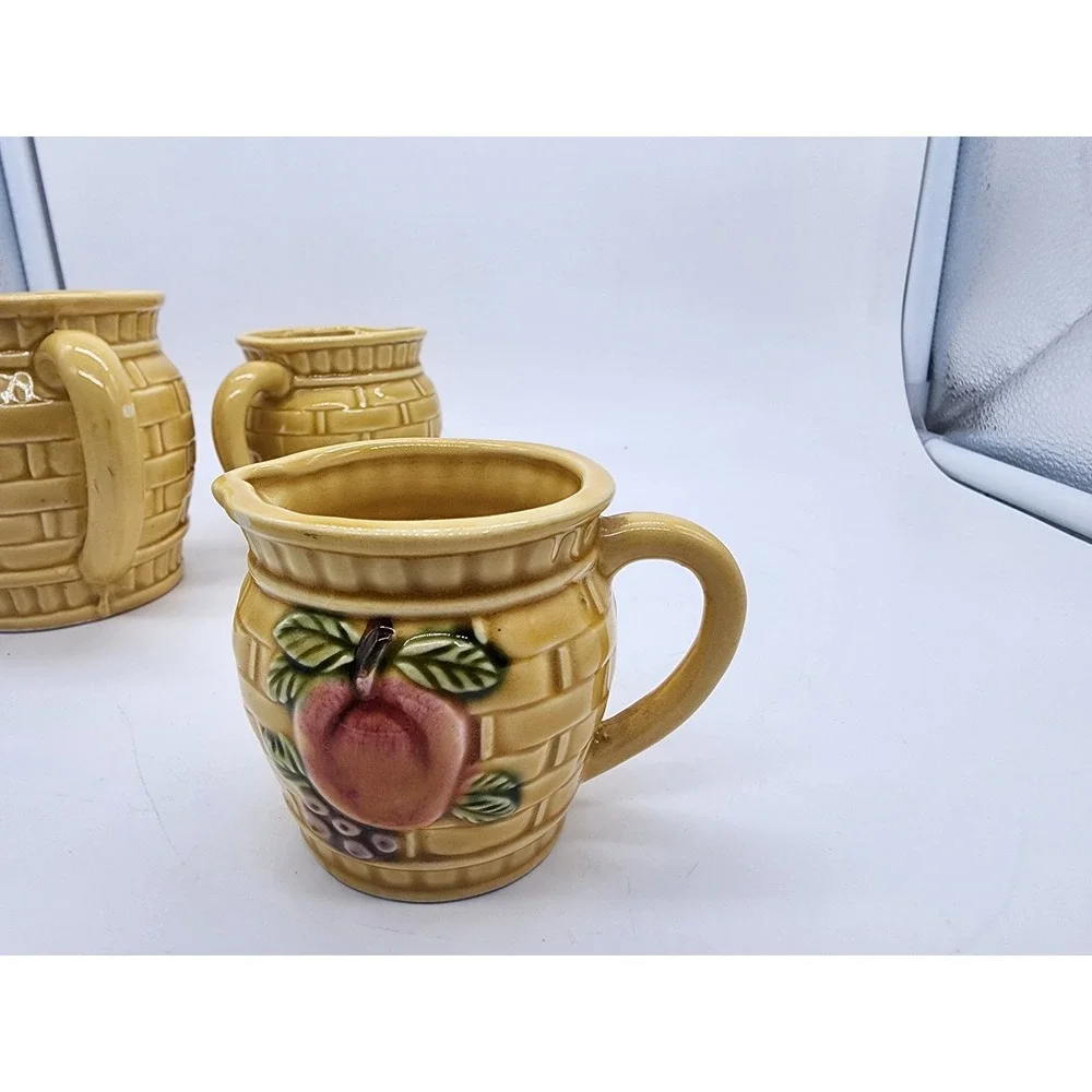Vintage Ceramic Apple Basketweave Measuring Cup Set Yellow Farmhouse Pitchers